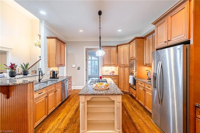 6304 Autumn Crest Court, Summerfield, NC 27358