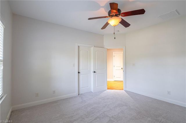6304 Autumn Crest Court, Summerfield, NC 27358