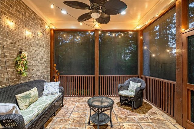 6304 Autumn Crest Court, Summerfield, NC 27358
