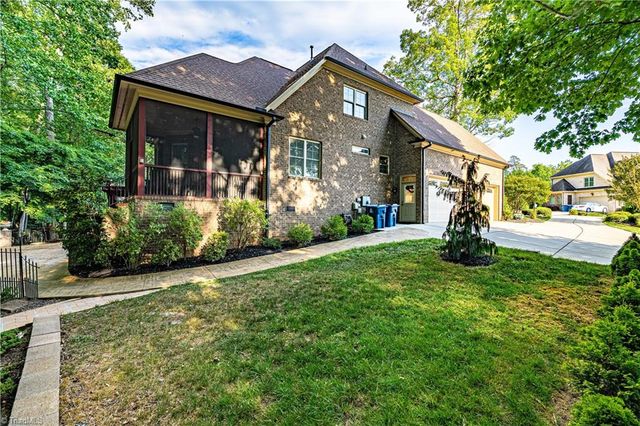 6304 Autumn Crest Court, Summerfield, NC 27358
