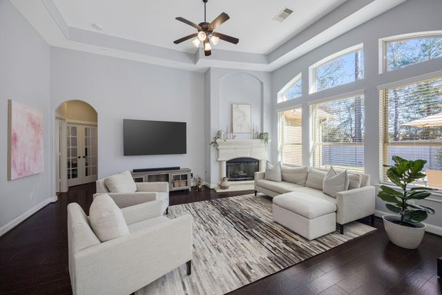 31 S Victoriana Circle, Spring, TX 77389