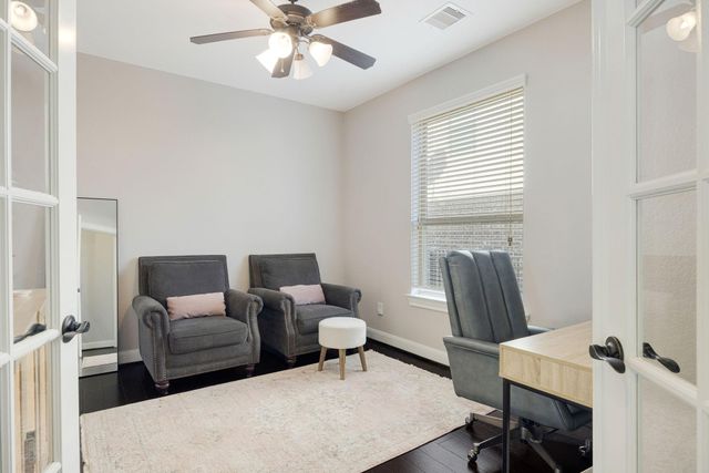 31 S Victoriana Circle, Spring, TX 77389