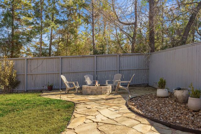 31 S Victoriana Circle, Spring, TX 77389