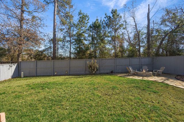 31 S Victoriana Circle, Spring, TX 77389