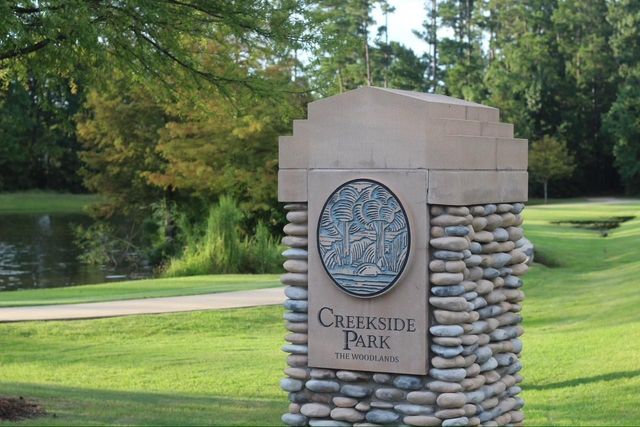 31 S Victoriana Circle, Spring, TX 77389