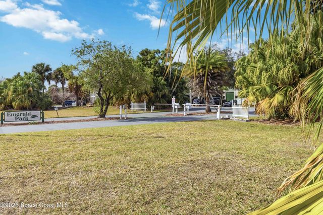 2258 Flower Tree Circle, Melbourne, FL 32935