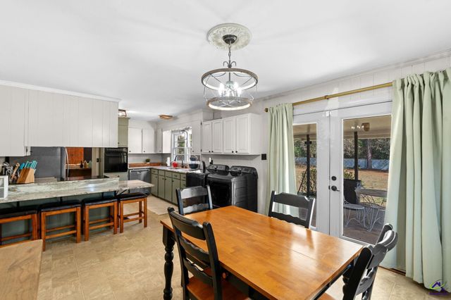 416 Knodishall Drive, Warner Robins, GA 31093