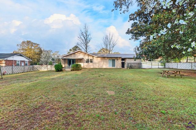 416 Knodishall Drive, Warner Robins, GA 31093