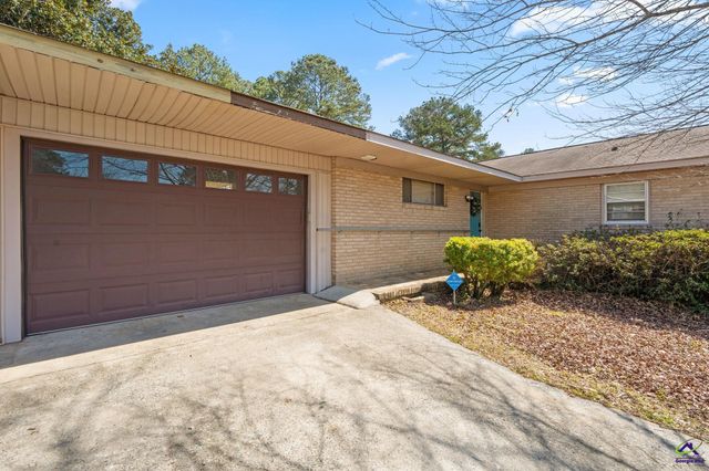 416 Knodishall Drive, Warner Robins, GA 31093