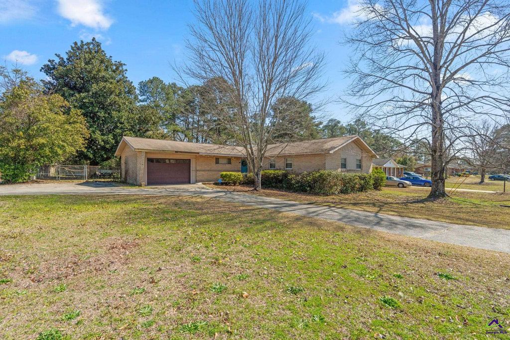 416 Knodishall Drive, Warner Robins, GA 31093