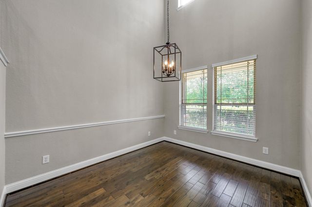 190 Climbing Oaks Place, Montgomery, TX 77316
