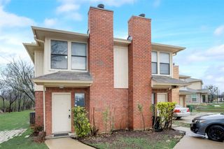 1100 Thannisch Drive A, Arlington, TX 76011
