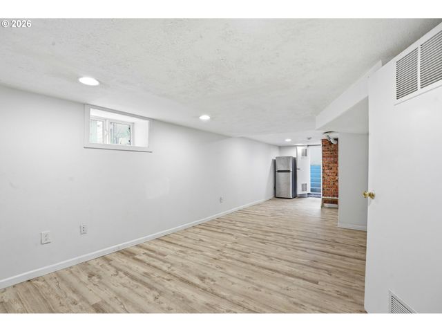 1314 7TH St, Oregon City, OR 97045