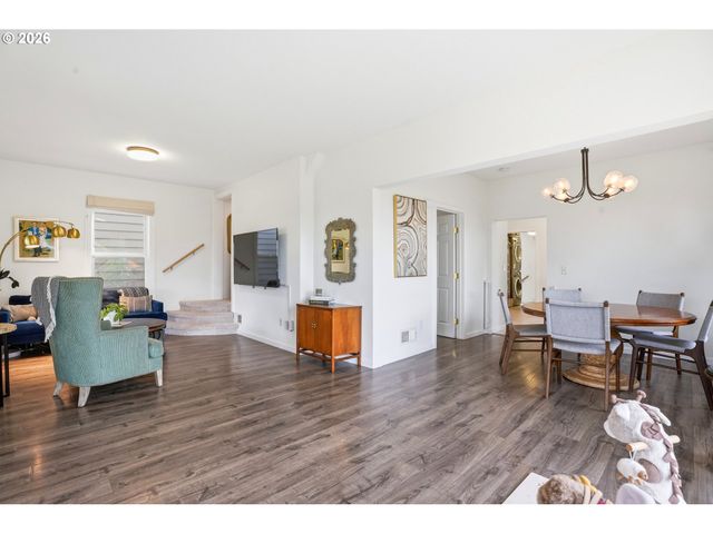 1314 7TH St, Oregon City, OR 97045