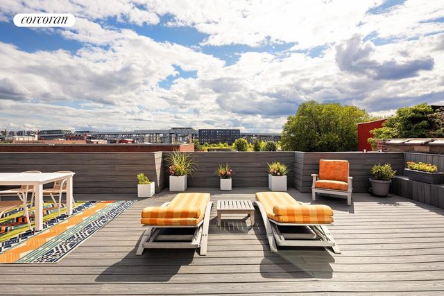47 4TH Street, New York City, NY 11231