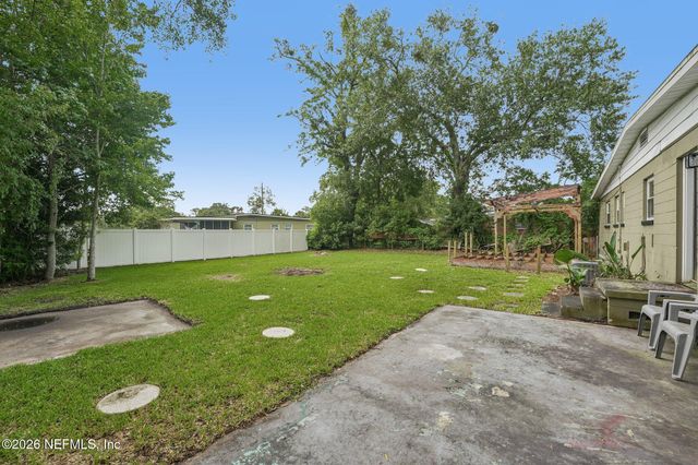 6549 LOU Drive S, Jacksonville, FL 32216