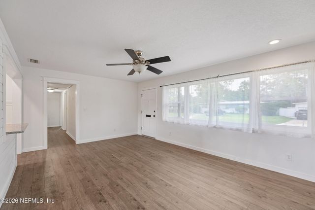 6549 LOU Drive S, Jacksonville, FL 32216