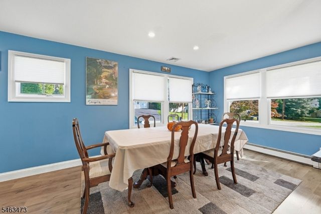 51 Princeton Ter, Oakland Boro, NJ 07436