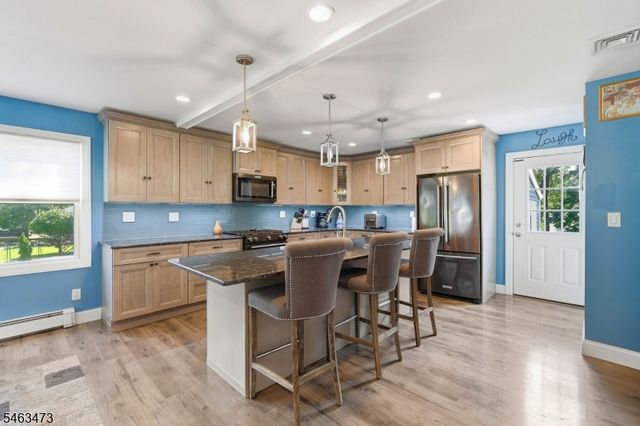 51 Princeton Ter, Oakland Boro, NJ 07436