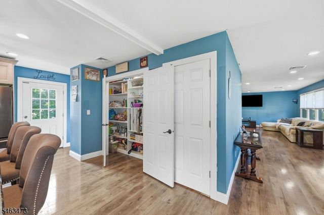51 Princeton Ter, Oakland Boro, NJ 07436