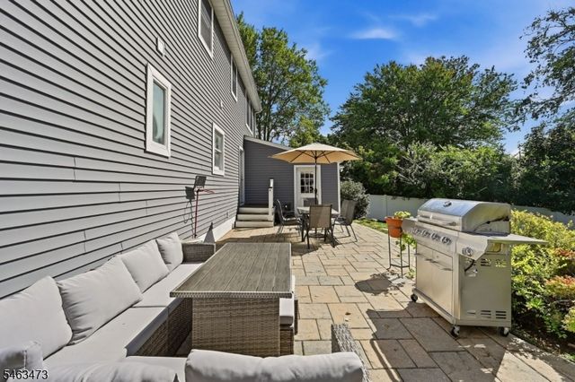 51 Princeton Ter, Oakland Boro, NJ 07436