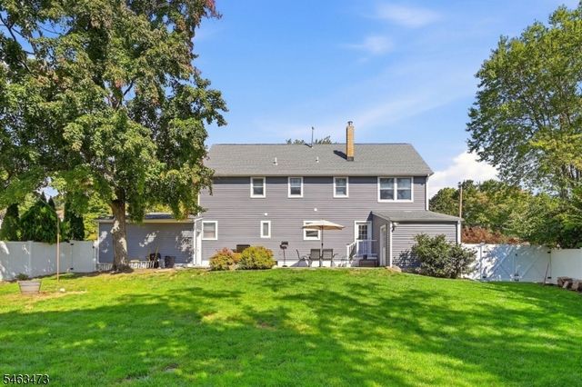 51 Princeton Ter, Oakland Boro, NJ 07436