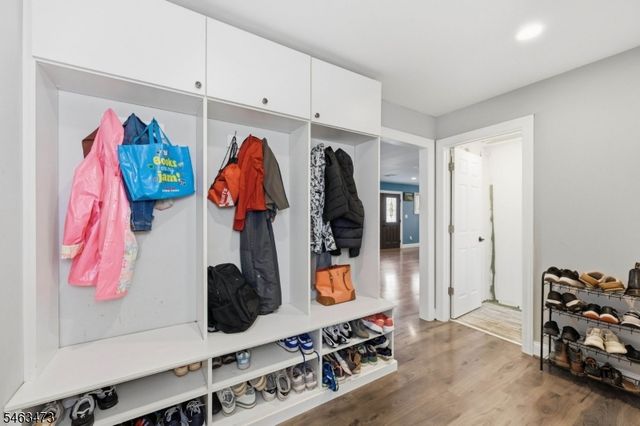 51 Princeton Ter, Oakland Boro, NJ 07436