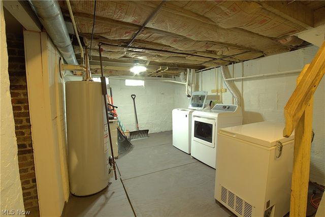 303 Van Street, Barberton, OH 44203