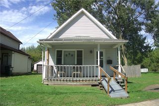 303 Van Street, Barberton, OH 44203