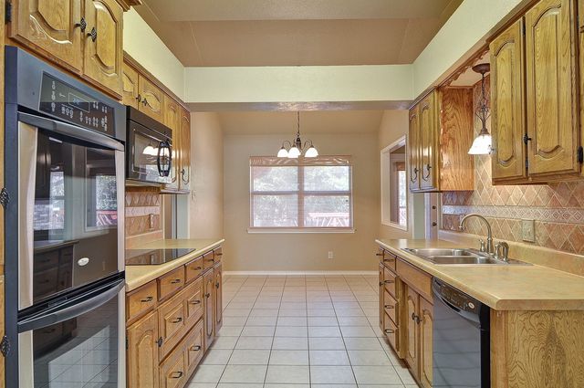 316 Bremen Drive, Hurst, TX 76054