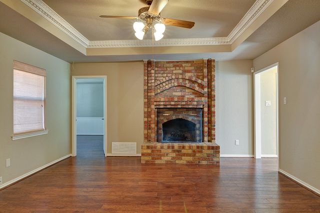 316 Bremen Drive, Hurst, TX 76054