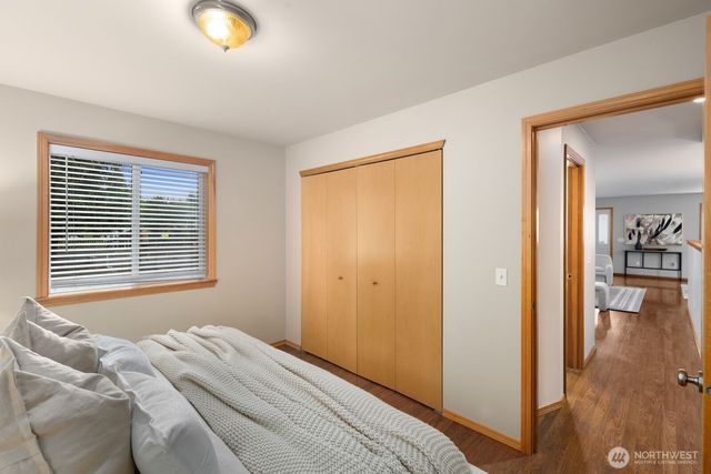 10717 Phinney Avenue N, Seattle, WA 98133