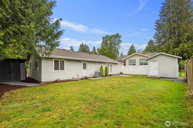 10717 Phinney Avenue N, Seattle, WA 98133