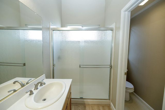 2508 Yosemite Ave, Escalon, CA 95320