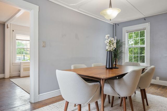 8 Pulaski St, Peabody, MA 01960