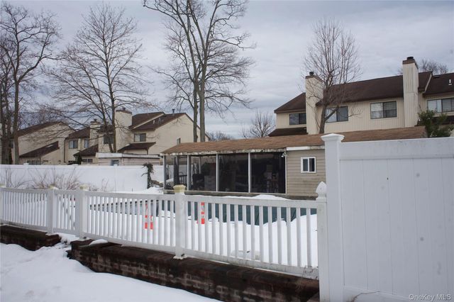 1070 Cramer Court, North Baldwin, NY 11510