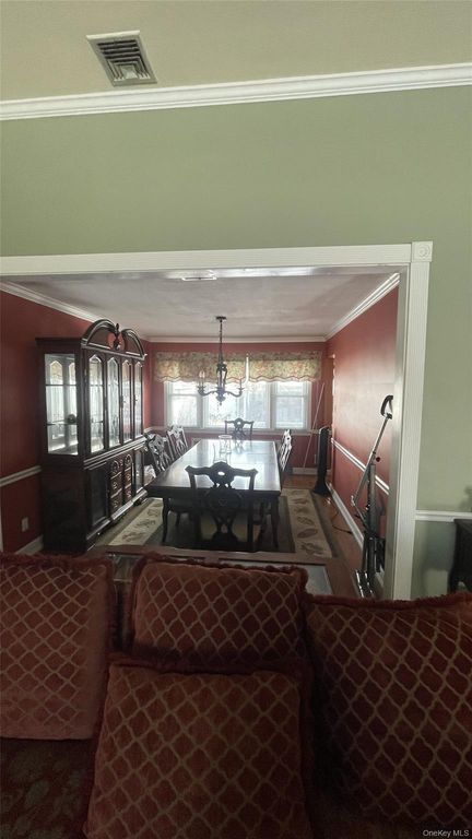 1070 Cramer Court, North Baldwin, NY 11510