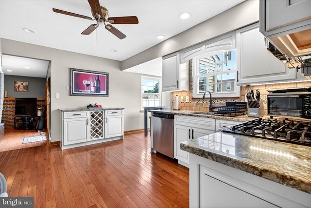 23 NASHUA DR, Sicklerville, NJ 08081