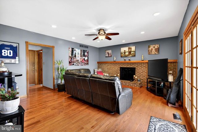 23 NASHUA DR, Sicklerville, NJ 08081