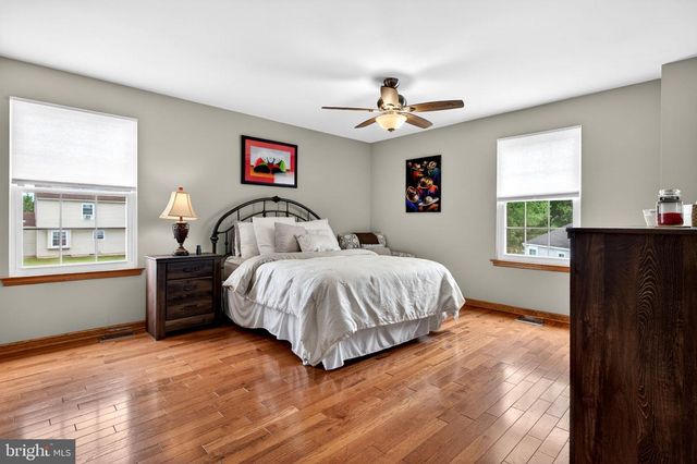 23 NASHUA DR, Sicklerville, NJ 08081