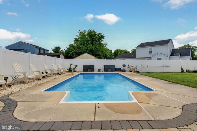 23 NASHUA DR, Sicklerville, NJ 08081
