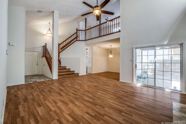 16623 Crystal Glade, San Antonio, TX 78247