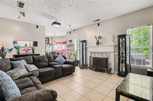 1471 Silverstone Trail, Jonesboro, GA 30238