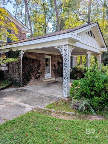 1415 Poplar Avenue, Brewton, AL 36426