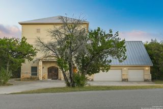 7502 Bluemist Mountain Rd, San Antonio, TX 78255