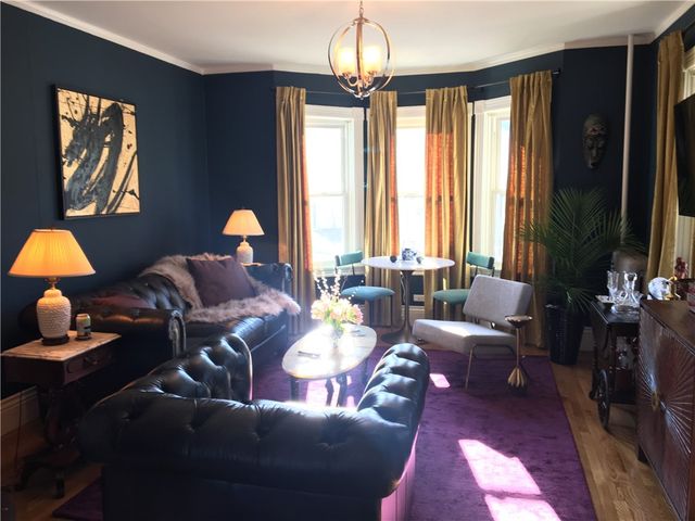 10 Carleton Street, Providence, RI 02908