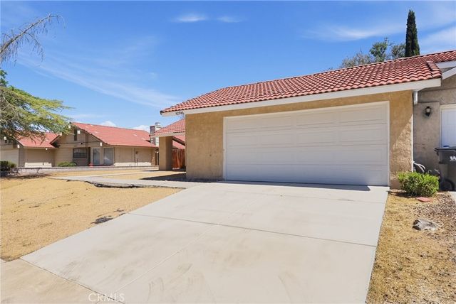 42946 39th Street W, Lancaster, CA 93536