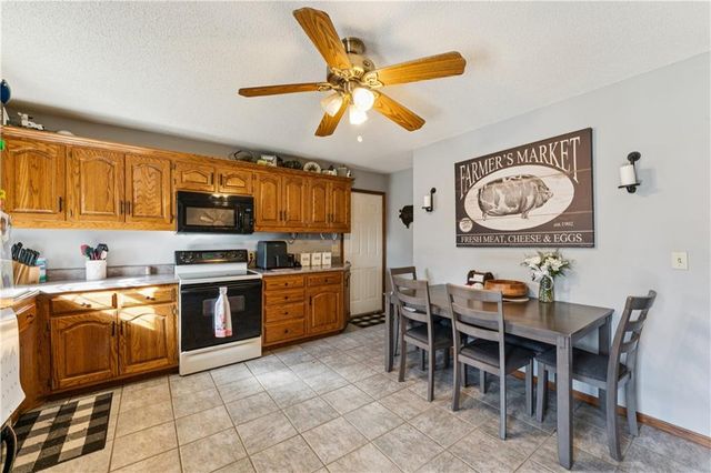 19886 Grange Road, Higginsville, MO 64037