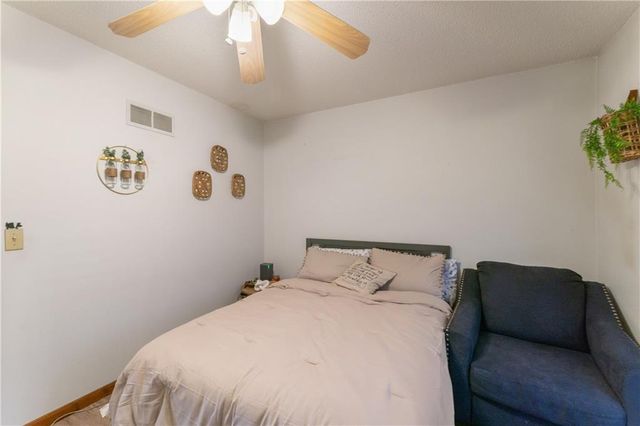 19886 Grange Road, Higginsville, MO 64037