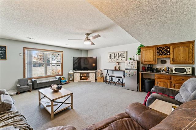 19886 Grange Road, Higginsville, MO 64037